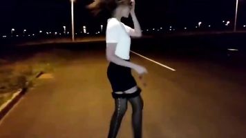 ESTUDIANTES UNIVERSITARIOS AL AIRE LIBRE PÚBLICO SEXTAPE