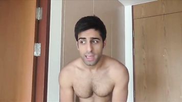 Jovencita tetona haciendo un rico 69, chupadas caseras | PornoMixCasero.com