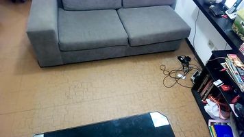 Video de cámara oculta utilizado por mujer de Pereira Colombia para denunciar el acoso sexual de su propietario