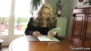 ALEMÁN GRANDE TETAS NATURALES MILF seducir a LA MIERDA por Neigbor