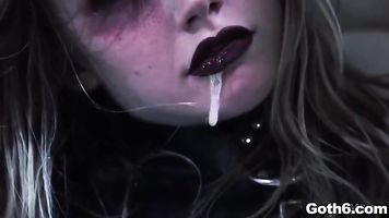 Ivy Wolfe en necesidad desesperada de orgasmos!