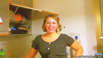 Mamada De Ama De casa De La década De 1950!