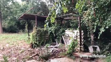 El jardinero castiga a un cliente que es demasiado estresante