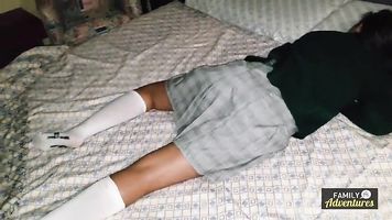 encontre a mi prima colegiala b. y d. después de clases y a. de ella anny kitty