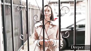 Más profundo. Andreina De Luxe Entrando en lo Desconocido