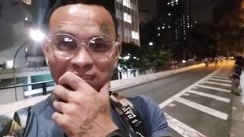 Transei com a gostosa na rua mesmo, perigo gostoso! (Bruna Negro)
