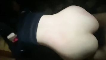 Japonés chica toma grande polla y creampie en el culo