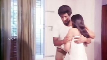 Indian Tamil servent fuck house owner d. hot sex video / Tamil caliente actriz / películas