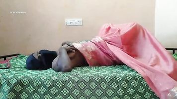 बुआ की प्यासी चिकनी चूत