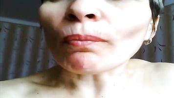 Mojada abierta coño de madura Ama de casa Natasja