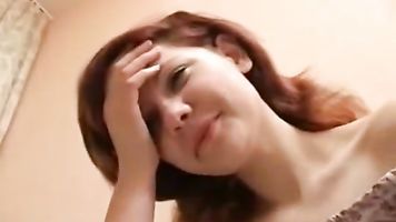 Rusa Pelirroja adolescente obtener coño follada, anal y un facial y le encanta.