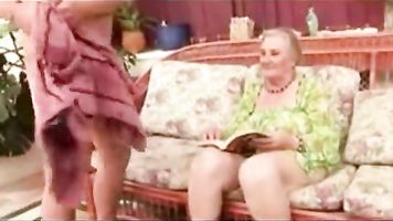 551484783fa13 abuela antigua ama el sexo junto a la piscina