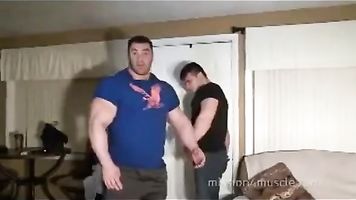 big max y jet muscular adoración