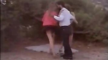 Kostas Samaras, Pavlos Karanikolas, Alexis Metaxas en escena de sexo clásico