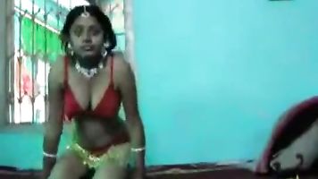 Nueva Luna de Miel de Pareja Alegre