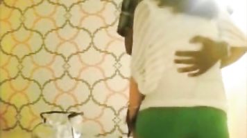 Japonés Adolescente Novia con Negro Novio