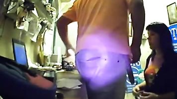 Chica da mamada a jefe en spycam