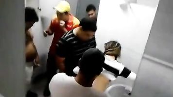 Fucker fest en el baño