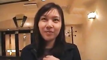 coreano pequeño estudiante en el trabajo