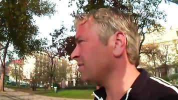 In der öffentlichkeit hart gefickt-Public Sex