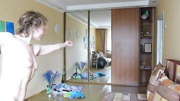 Mujer rusa desnuda sexy dance. Ver más http://file-7.ru/download/1pvgcdkz