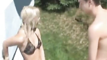 Adolescente Pareja Al Aire Libre Duro Follando