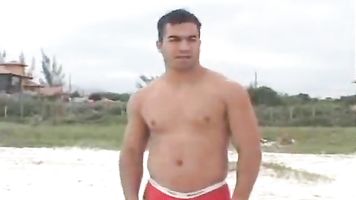 sexy chica follada en la playa