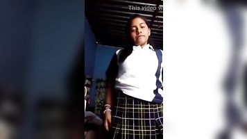 Estudiante india desvestirse para novio....