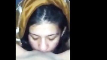 lesbiana chica chupando su roomate