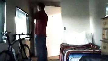 ¡Naughty son se asegura de chantajear a mamá! WTF