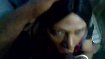 tía mamada en tren