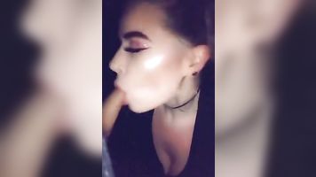 y. consigue spitroasted y tiene trío público en el parque con cumwalk-Ameliaskye