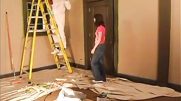 * La pequeña Paige está herida y su cuerpo es usado por un pintor p.