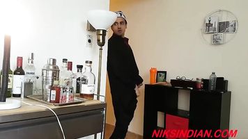 Pervertido paso hermano acaricia s. hermana y folla todos sus agujeros