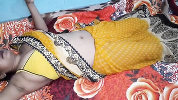 स्कूल की टीचर को बुलया जब घर......  फिर क्लास हुई ऐसी