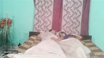 Hindi caliente mallu tía tetas prensa