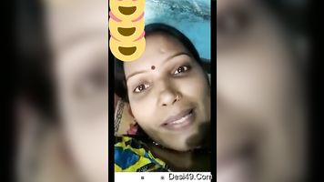 Mi Sexy Bhabhi Mostrando Sus Tetas En Videollamada -1