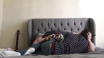 Caliente rubia MILF paseos dick y toma es misionero