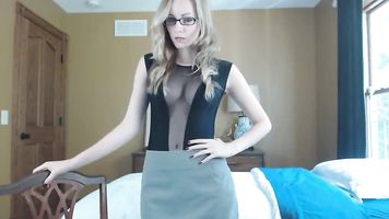 camgirl da una mamada a consolador spank cams com